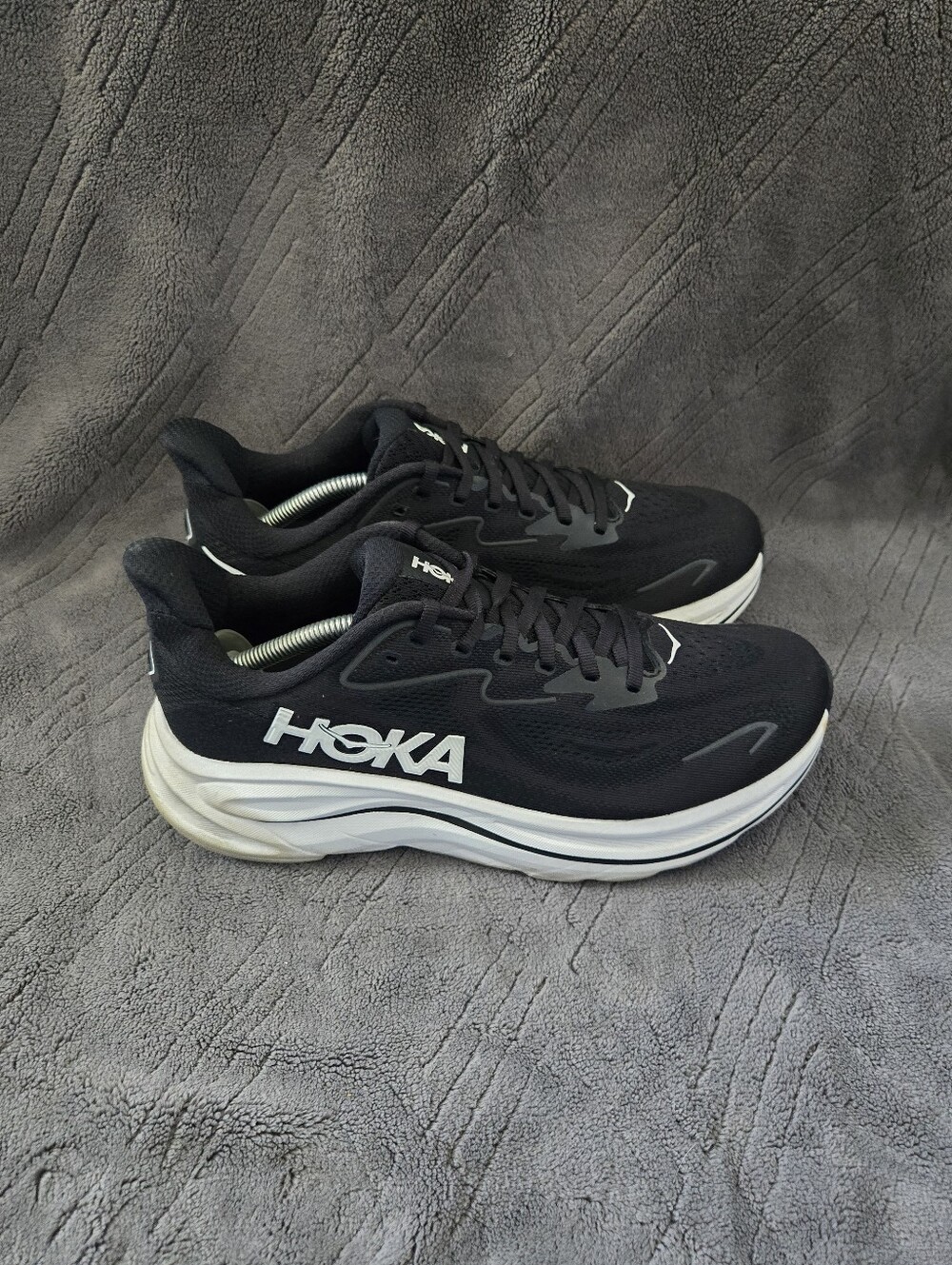 Hoka One One Clifton 10 Running Shoes Womens Sz 9.5 Athletic Sneakers Trainers.